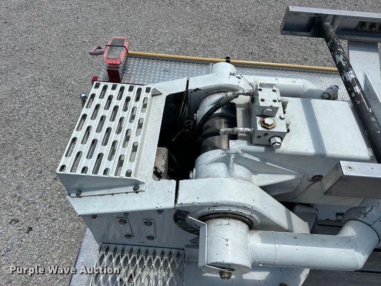 image for item EJ4359 1986 Pierce E3297 Quint fire truck