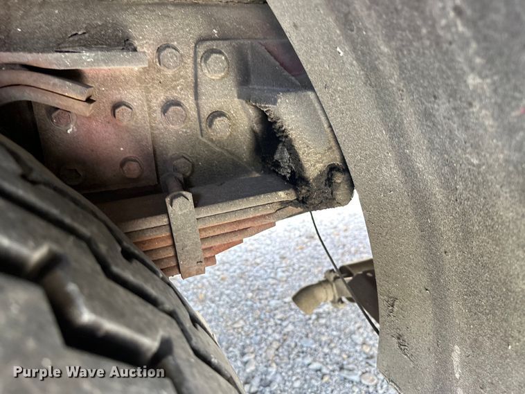 image for item EJ4359 1986 Pierce E3297 Quint fire truck