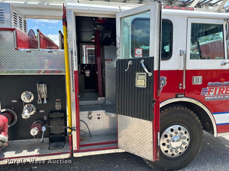 image for item EJ4359 1986 Pierce E3297 Quint fire truck