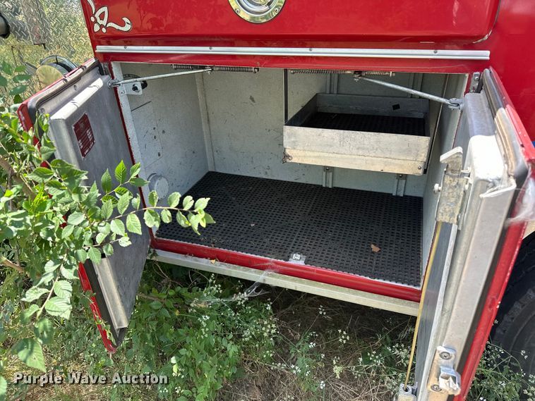 image for item EJ4360 1988 Spartan MS20-2042 pumper fire truck