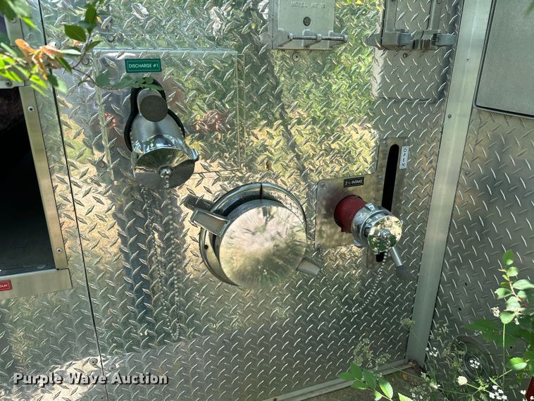 image for item EJ4360 1988 Spartan MS20-2042 pumper fire truck