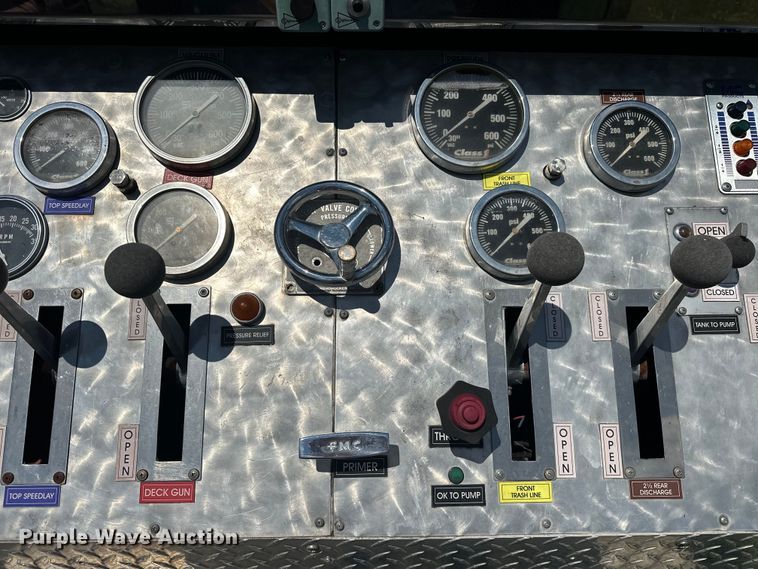 image for item EJ4360 1988 Spartan MS20-2042 pumper fire truck