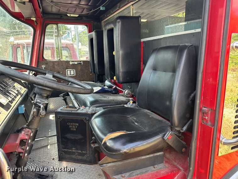 image for item EJ4360 1988 Spartan MS20-2042 pumper fire truck