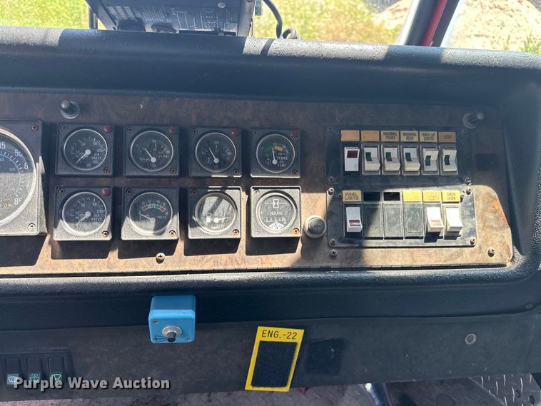 image for item EJ4360 1988 Spartan MS20-2042 pumper fire truck