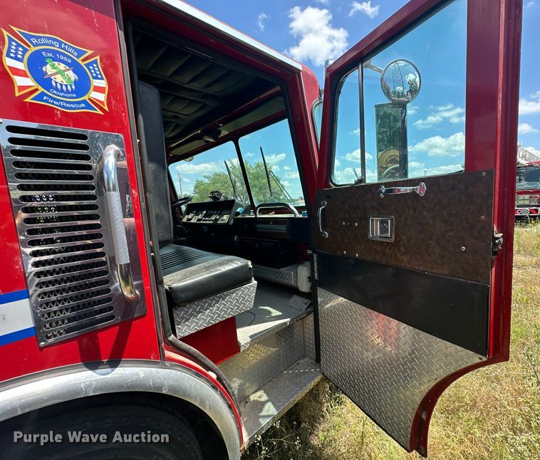 image for item EJ4360 1988 Spartan MS20-2042 pumper fire truck