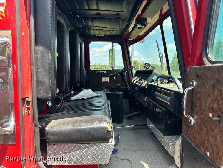 image for item EJ4360 1988 Spartan MS20-2042 pumper fire truck