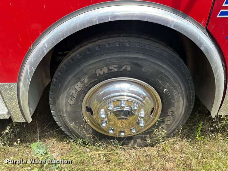 image for item EJ4360 1988 Spartan MS20-2042 pumper fire truck