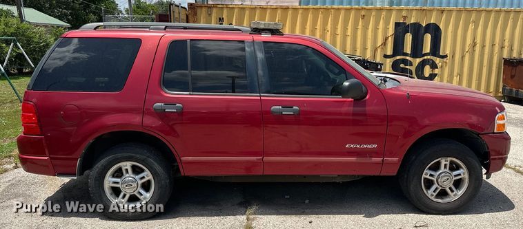 image for item EJ4361 2004 Ford Explorer SUV
