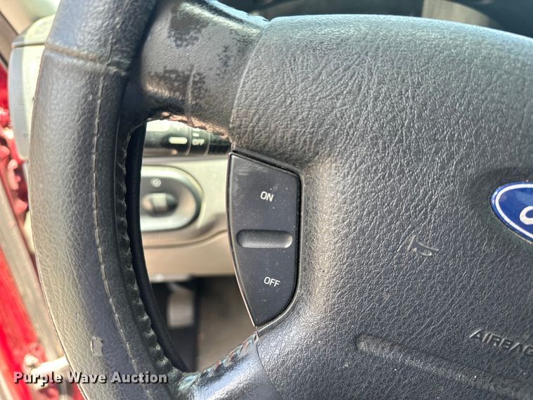 image for item EJ4361 2004 Ford Explorer SUV