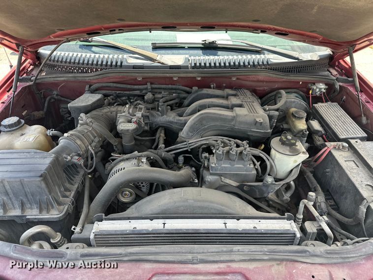 image for item EJ4361 2004 Ford Explorer SUV