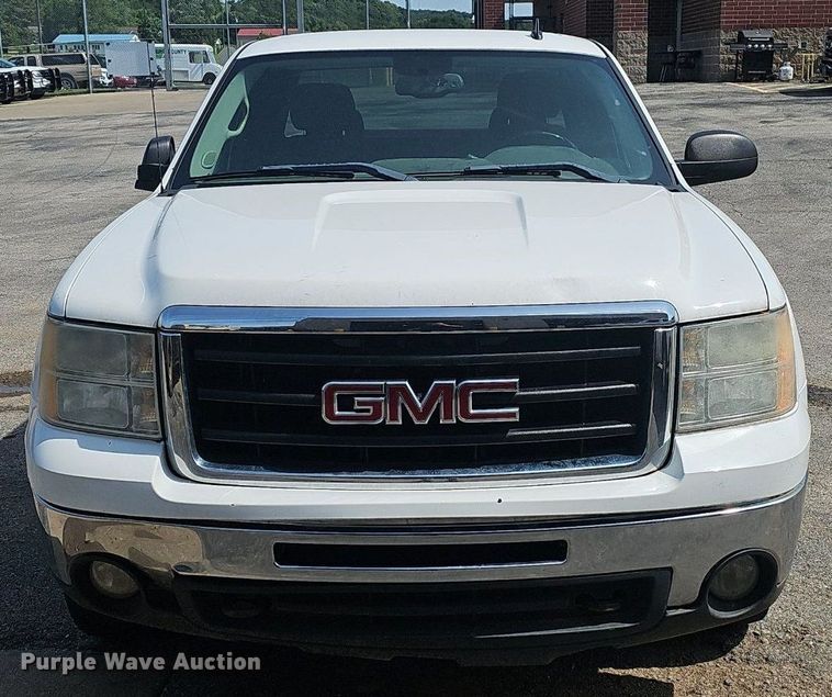 image for item EJ5552 2009 GMC Sierra 1500 Ext. Cab pickup truck