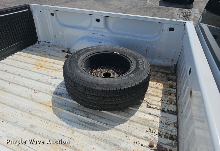 image for item EJ5552 2009 GMC Sierra 1500 Ext. Cab pickup truck