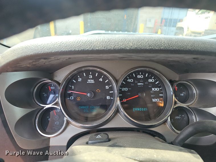 image for item EJ5552 2009 GMC Sierra 1500 Ext. Cab pickup truck