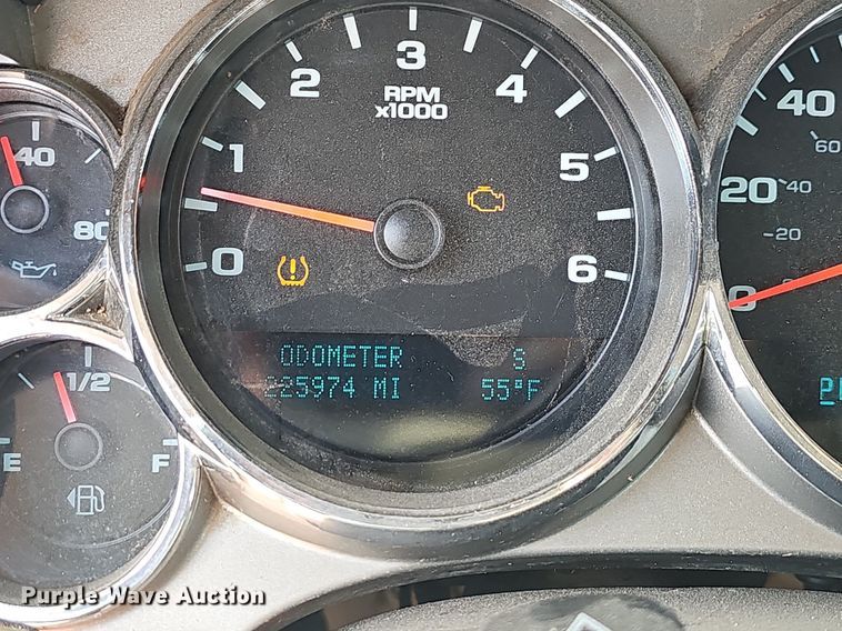 image for item EJ5552 2009 GMC Sierra 1500 Ext. Cab pickup truck