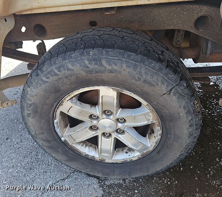 image for item EJ5552 2009 GMC Sierra 1500 Ext. Cab pickup truck