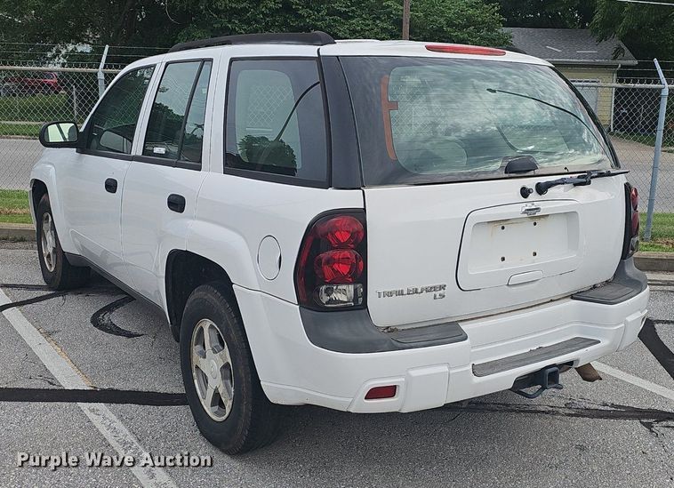 image for item EJ5576 2006 Chevrolet  Trail Blazer LS SUV