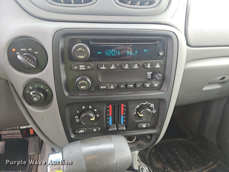 image for item EJ5576 2006 Chevrolet  Trail Blazer LS SUV