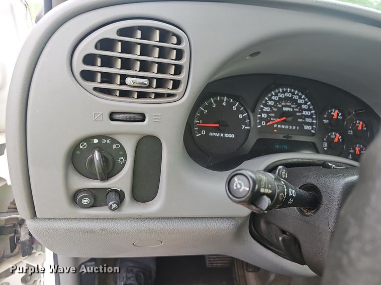 image for item EJ5576 2006 Chevrolet  Trail Blazer LS SUV