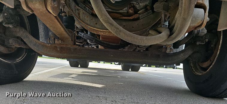 image for item EJ5578 2011 International  WorkStar 7400 dump truck