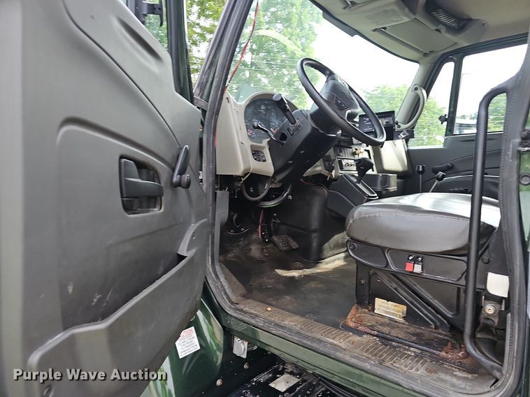 image for item EJ5578 2011 International  WorkStar 7400 dump truck