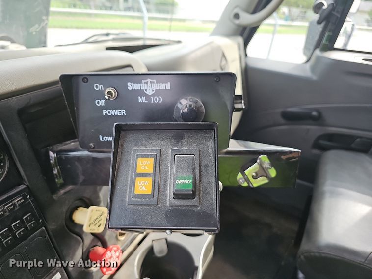 image for item EJ5578 2011 International  WorkStar 7400 dump truck