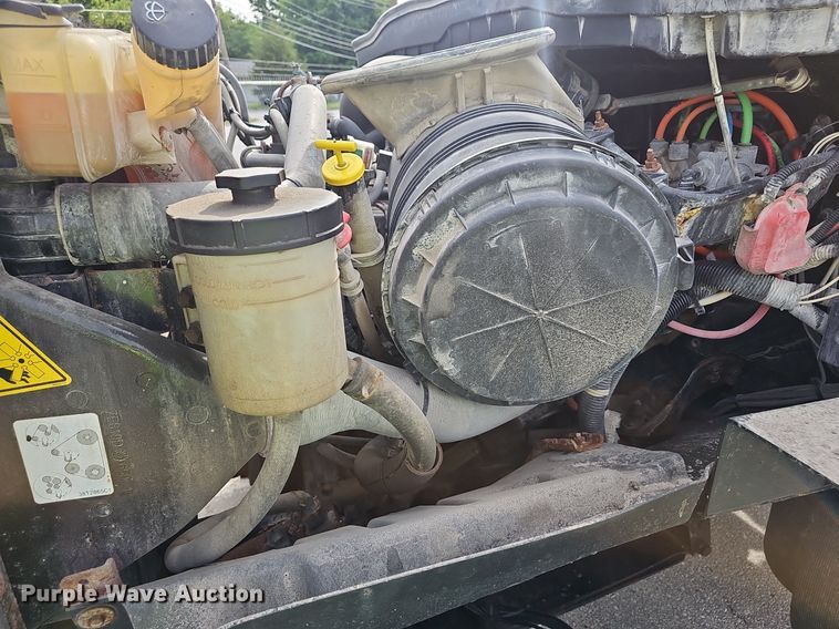 image for item EJ5578 2011 International  WorkStar 7400 dump truck