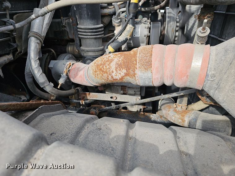 image for item EJ5578 2011 International  WorkStar 7400 dump truck