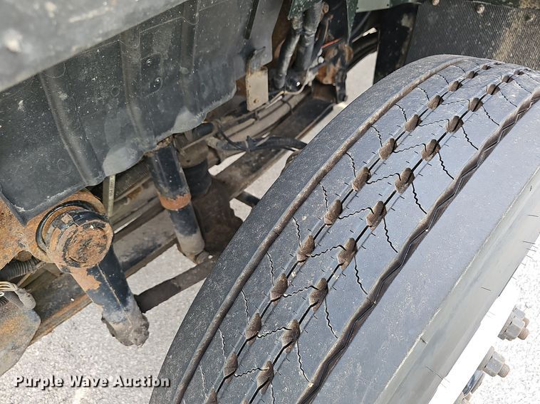 image for item EJ5578 2011 International  WorkStar 7400 dump truck