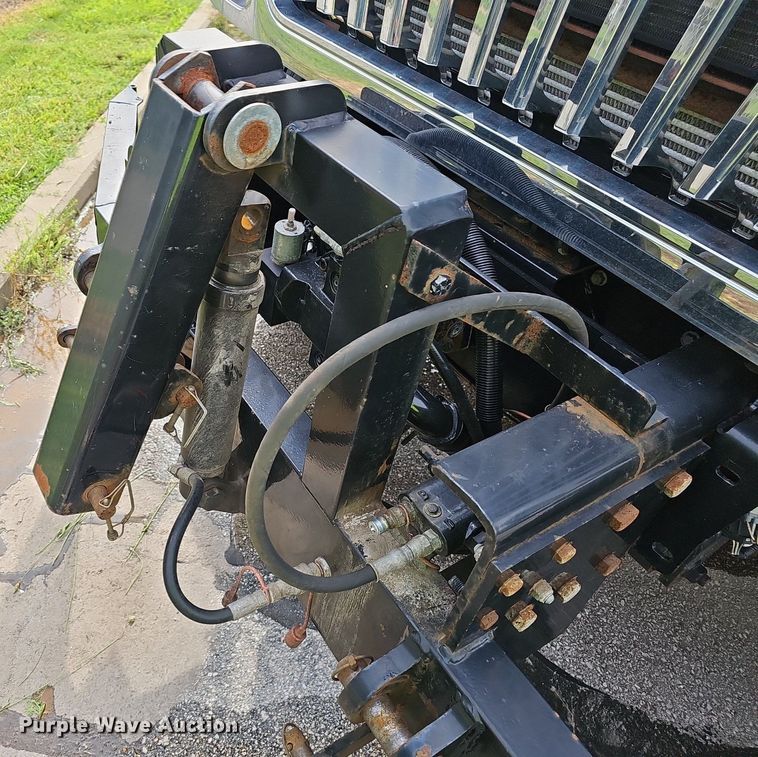 image for item EJ5579 2011 International  WorkStar 7400 dump truck