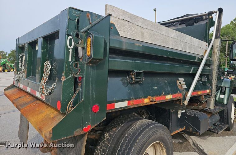 image for item EJ5579 2011 International  WorkStar 7400 dump truck