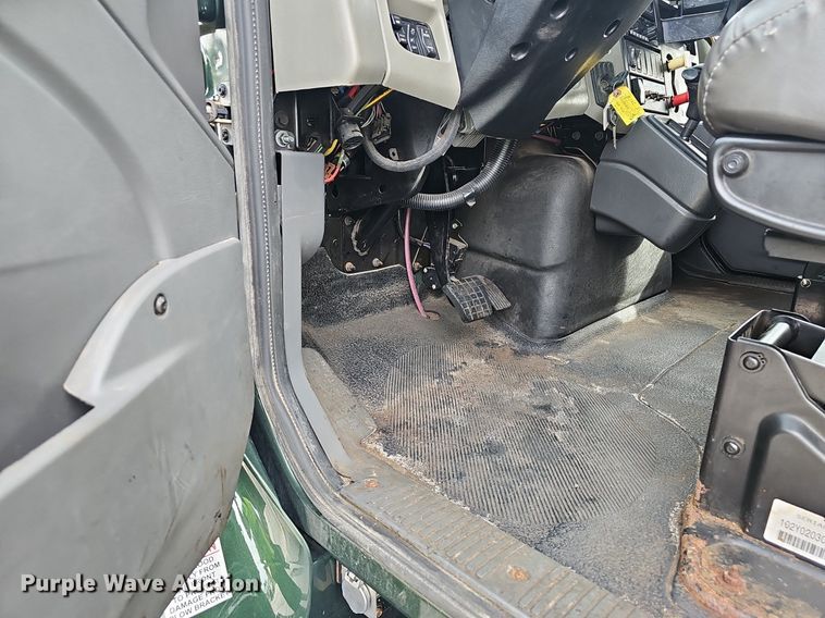 image for item EJ5579 2011 International  WorkStar 7400 dump truck