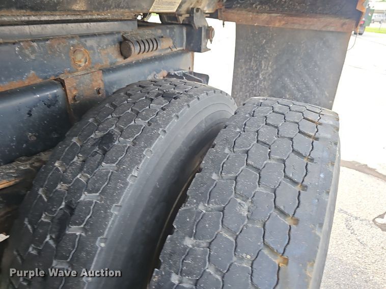 image for item EJ5579 2011 International  WorkStar 7400 dump truck