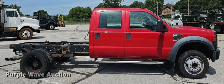 image for item EJ5580 2008 Ford  F450 Super Duty Crew Cab truck cab and chassis