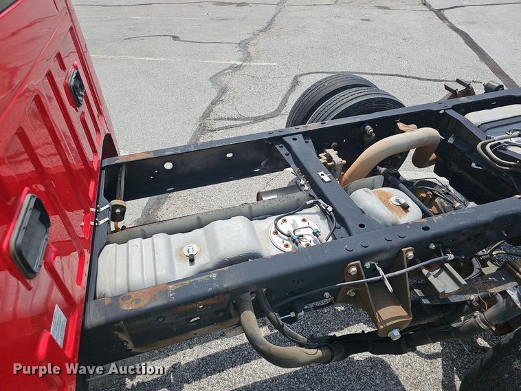 image for item EJ5580 2008 Ford  F450 Super Duty Crew Cab truck cab and chassis