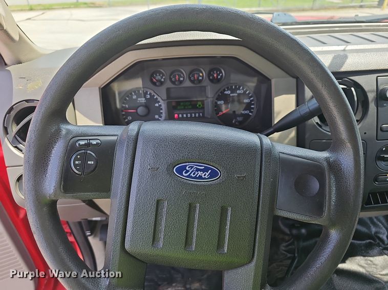 image for item EJ5580 2008 Ford  F450 Super Duty Crew Cab truck cab and chassis