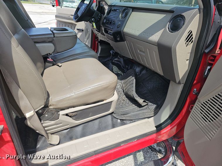 image for item EJ5580 2008 Ford  F450 Super Duty Crew Cab truck cab and chassis