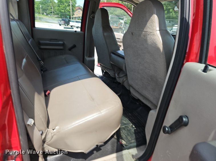 image for item EJ5580 2008 Ford  F450 Super Duty Crew Cab truck cab and chassis