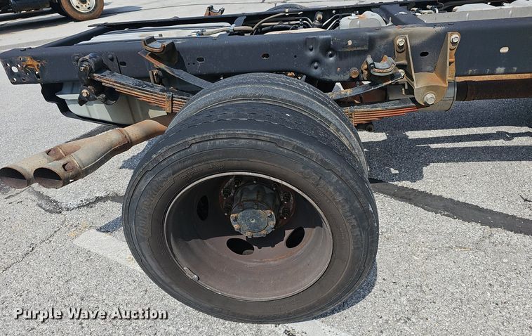 image for item EJ5580 2008 Ford  F450 Super Duty Crew Cab truck cab and chassis