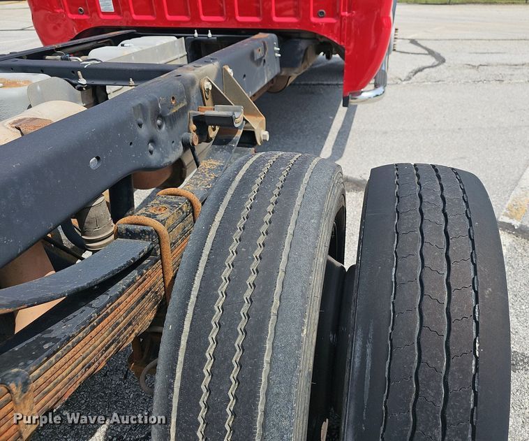 image for item EJ5580 2008 Ford  F450 Super Duty Crew Cab truck cab and chassis