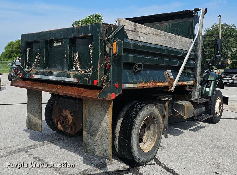 image for item EJ5584 2011 International  WorkStar 7400 dump truck