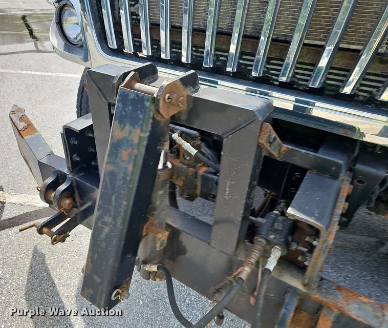 image for item EJ5584 2011 International  WorkStar 7400 dump truck