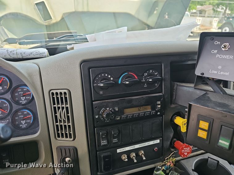 image for item EJ5584 2011 International  WorkStar 7400 dump truck