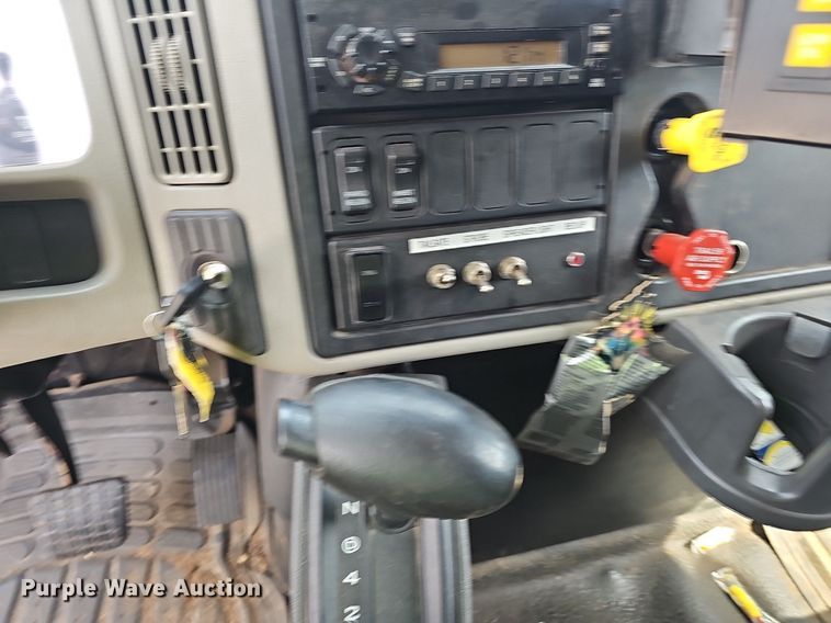 image for item EJ5584 2011 International  WorkStar 7400 dump truck