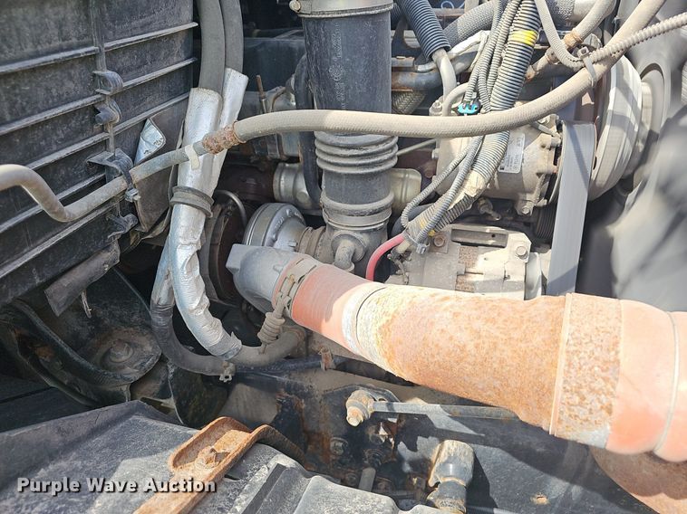 image for item EJ5584 2011 International  WorkStar 7400 dump truck