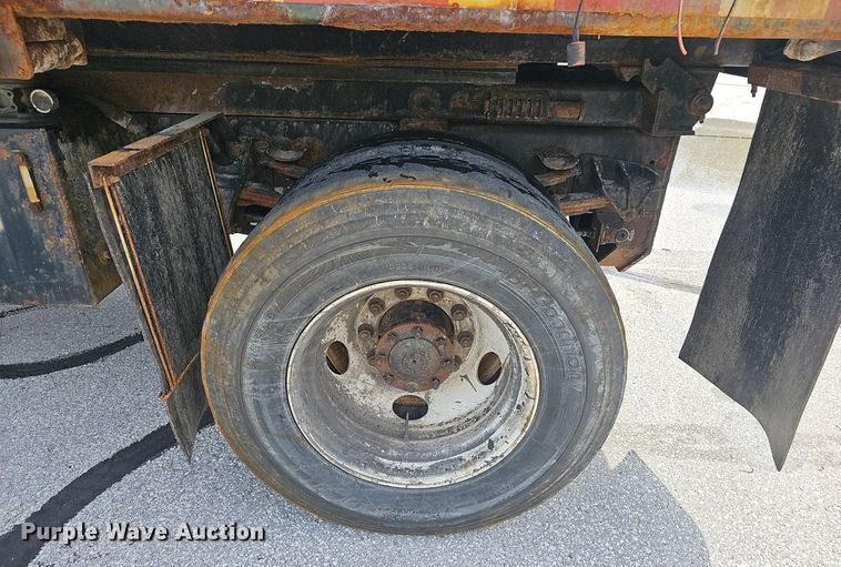 image for item EJ5584 2011 International  WorkStar 7400 dump truck