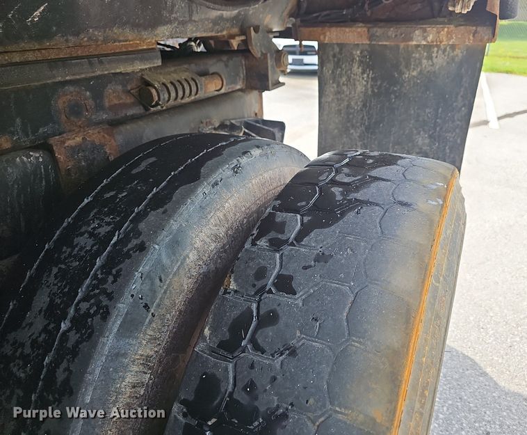 image for item EJ5584 2011 International  WorkStar 7400 dump truck