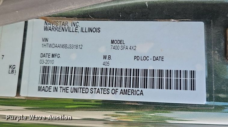 image for item EJ5584 2011 International  WorkStar 7400 dump truck