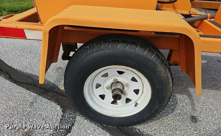 image for item EJ5586 American Signal message board trailer