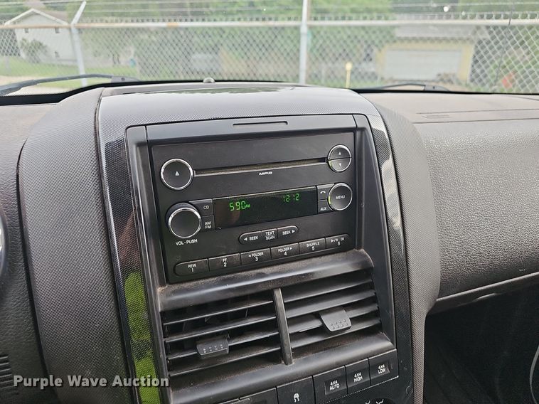 image for item EJ5590 2010 Ford  Explorer XLT  SUV