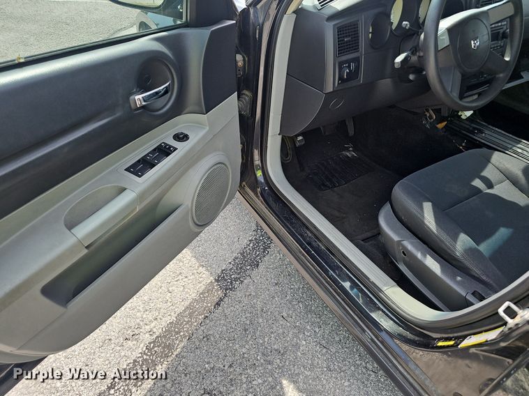 image for item EJ5591 2007 Dodge Magnum 